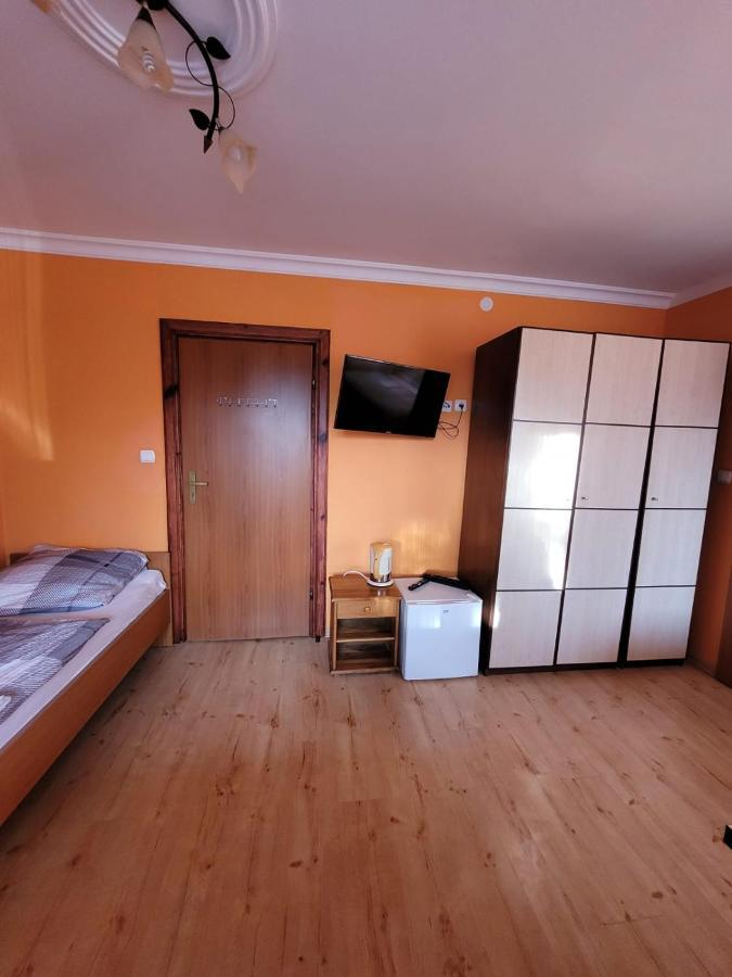 Dom Goscinny Sosenka Grzybowo Exterior foto